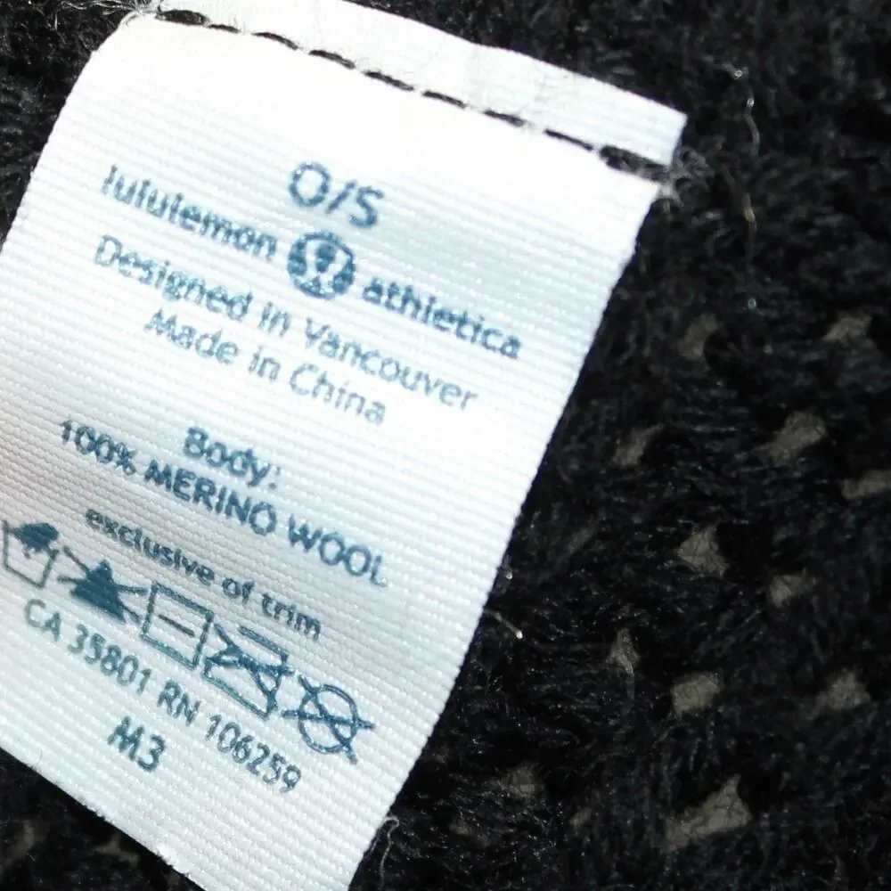 Lululemon Black Scarf 100% Merino Wool Knit Collar Scarf Neck Warmer